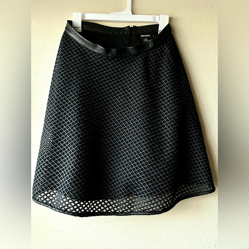 DKNY BLACK WOMENS SKIRT
